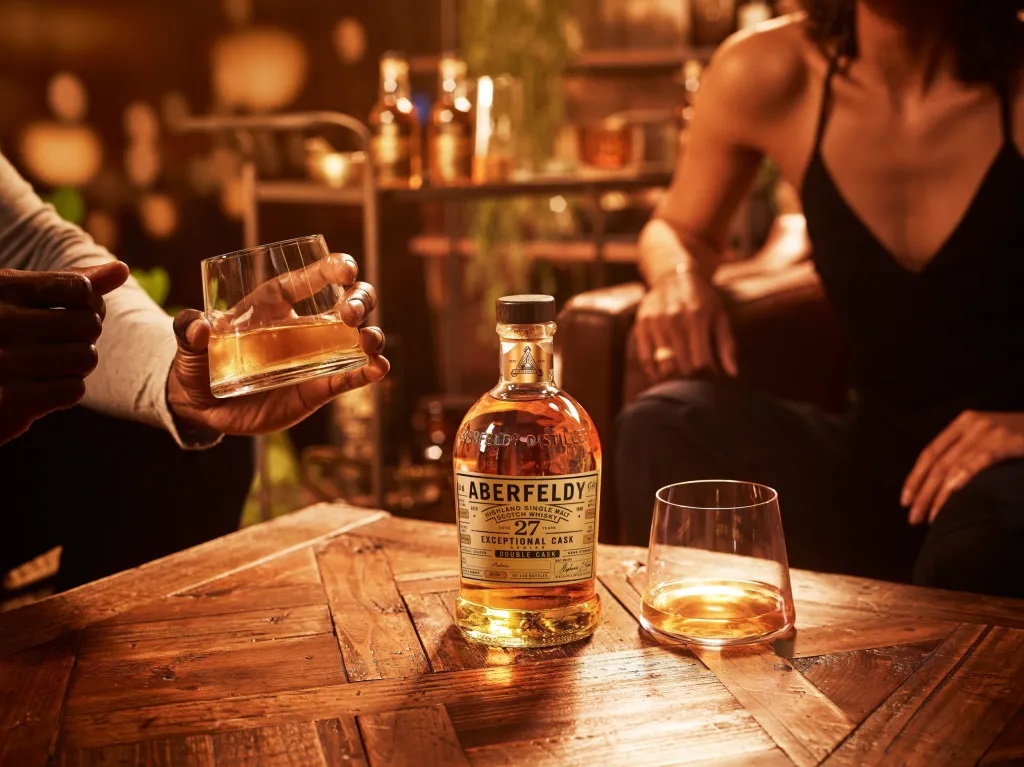 aberfeldy 27 madeira double cask – khi nao “cask finish” tro thanh lan truong thanh thu hai