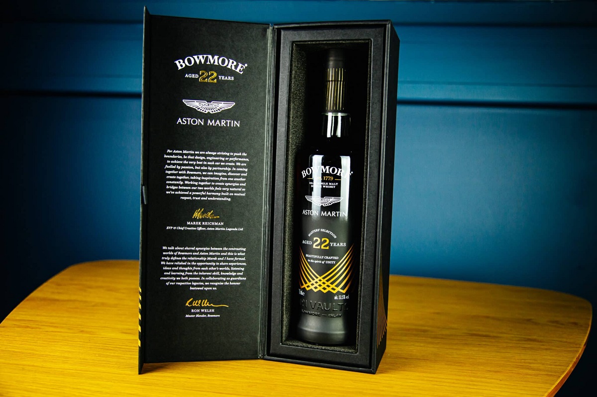 bowmore 22 year old – single malt whisky vung islay