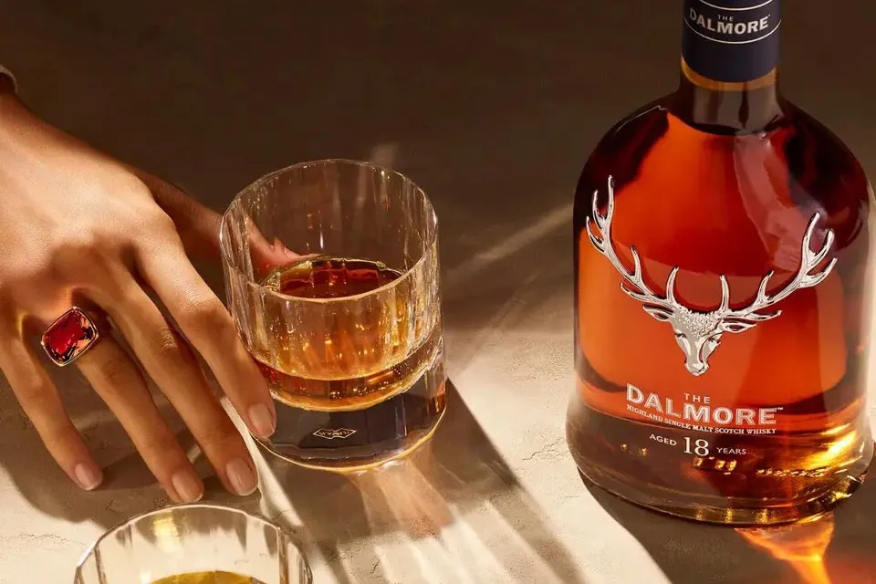 Dalmore có đáng mua không? Góc nhìn từ người yêu whisky