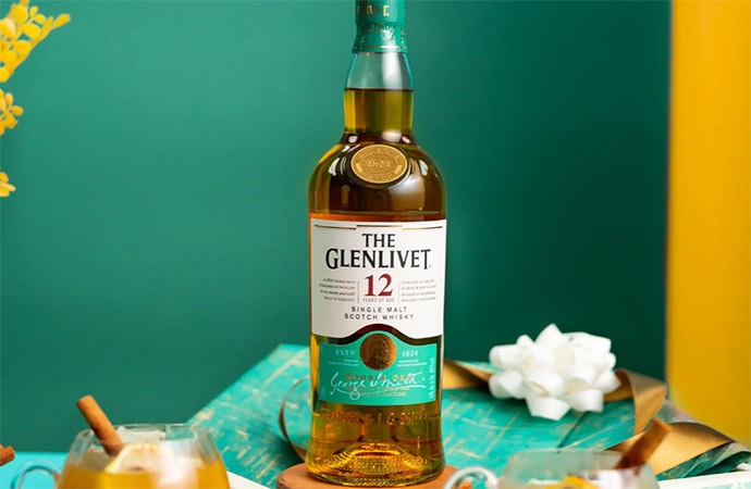 glenlivet 12 700ml va 1 lit – khac biet nam o dau