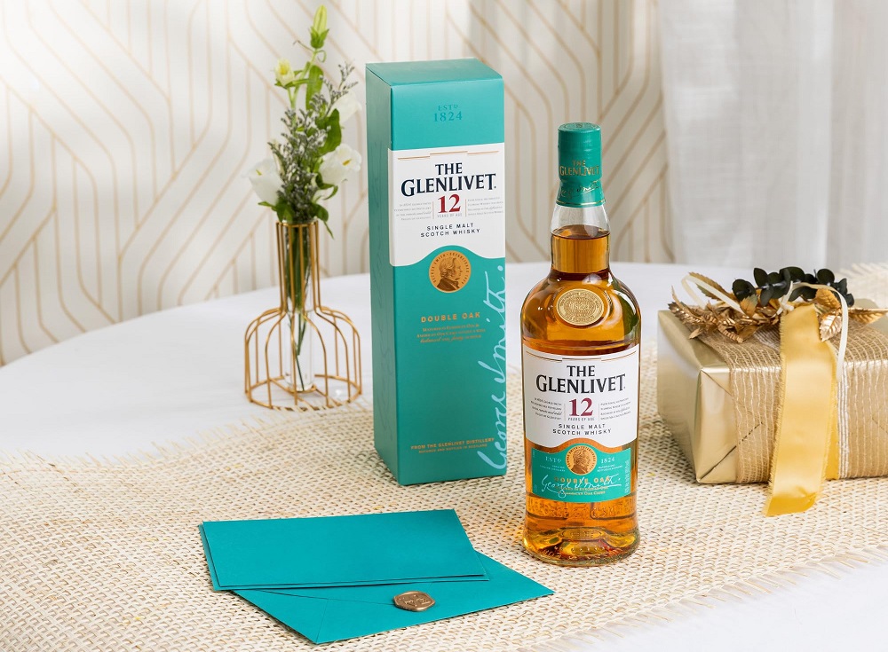 glenlivet 12 hop qua – co dang tien khi dung de bieu tang