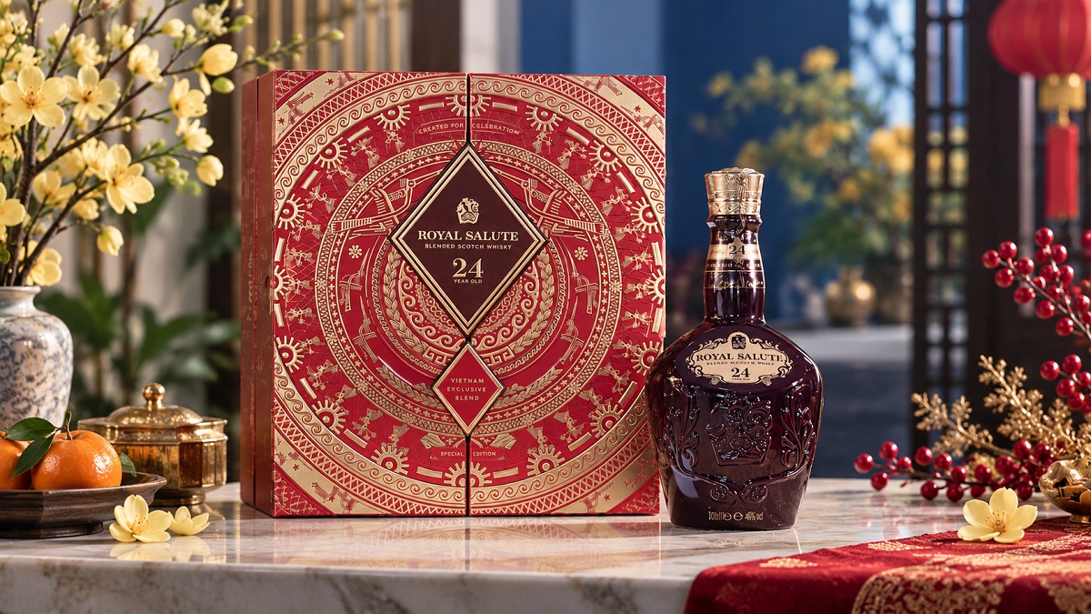 royal salute 24 years old vietnam exclusive blend – hop qua tet 2027 dau an danh rieng cho viet nam