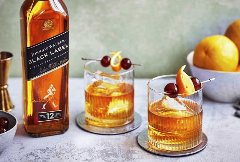 johnnie walker black label 12 years – dong whisky can bang noi tieng cua johnnie walker