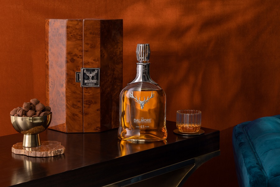 Mua Dalmore theo mục đích sử dụng – Biếu tặng, sưu tầm hay đầu tư, đâu là lựa chọn phù hợp?