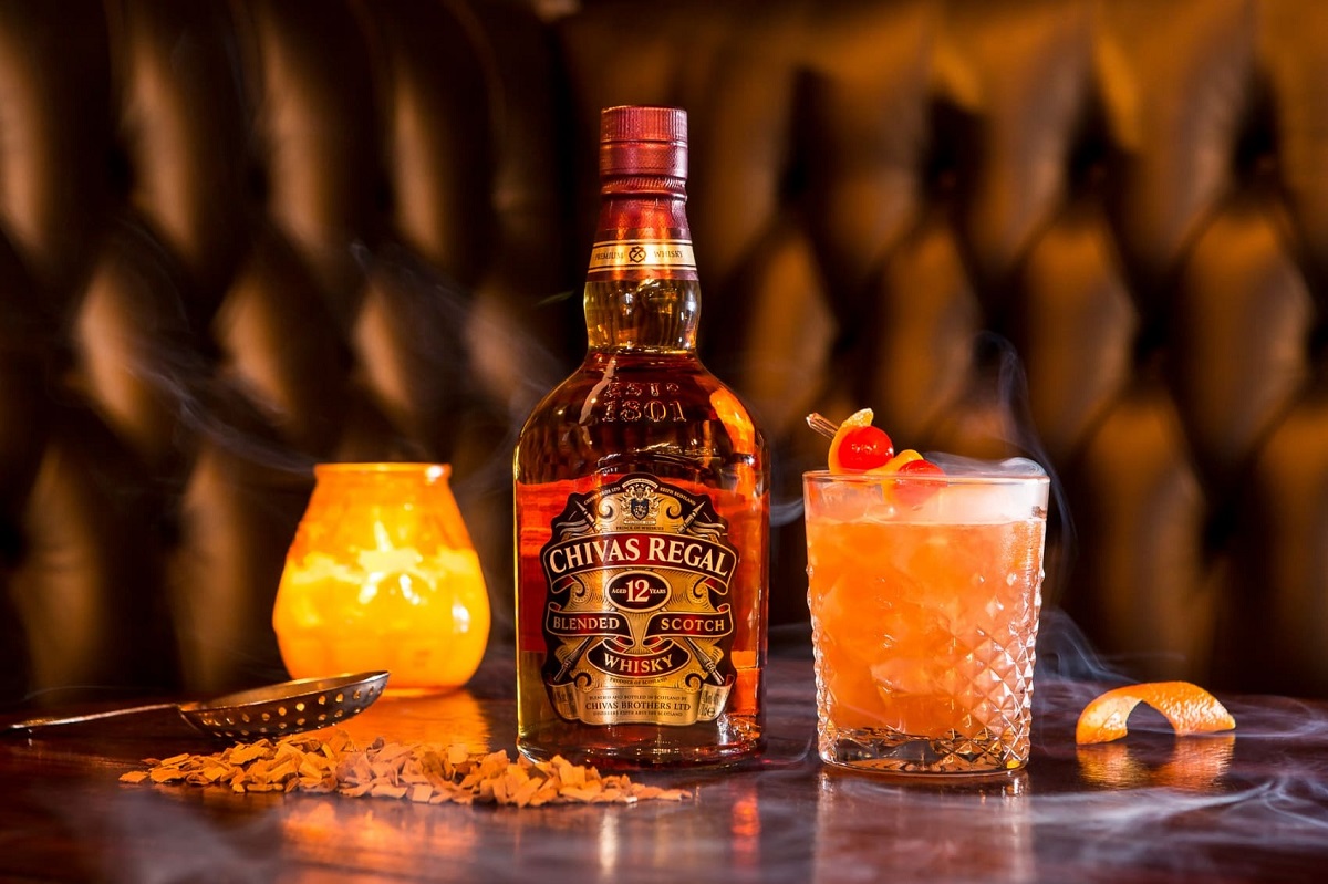 Loại rượu mạnh nào phù hợp để pha chung với chanh đá? – Gợi ý từ chuyên gia Topruou