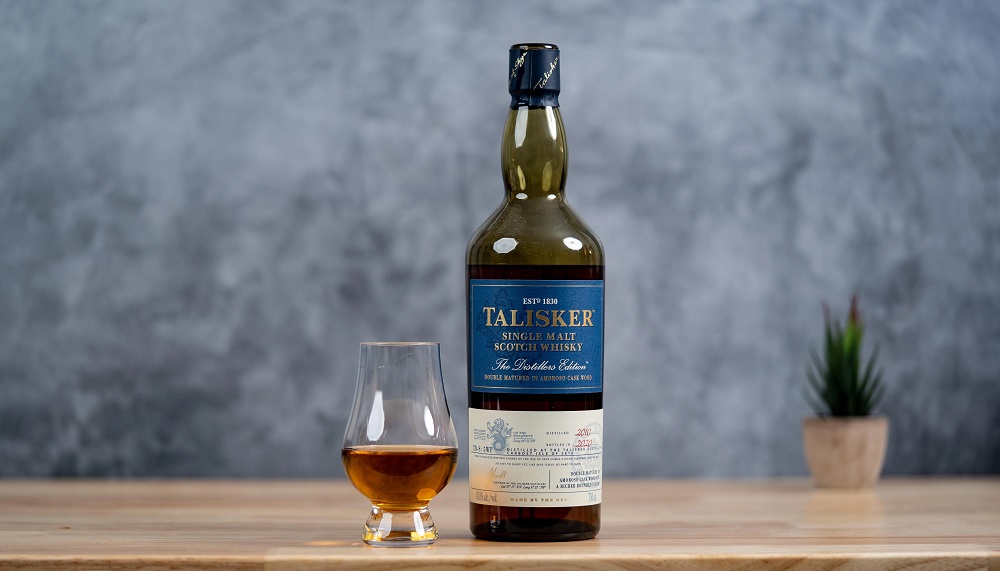 talisker distillers edition – khi vi bien duoc lam mem boi thung sherry