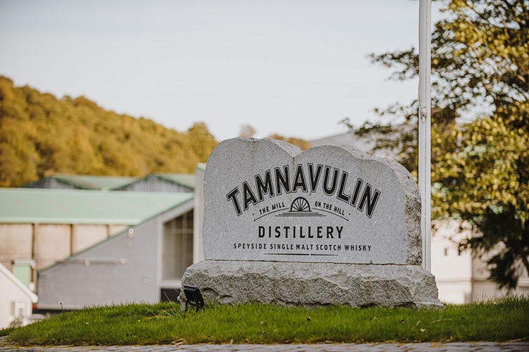 tamnavulin – single malt whisky vung speyside dang duoc gioi yeu whisky kham pha