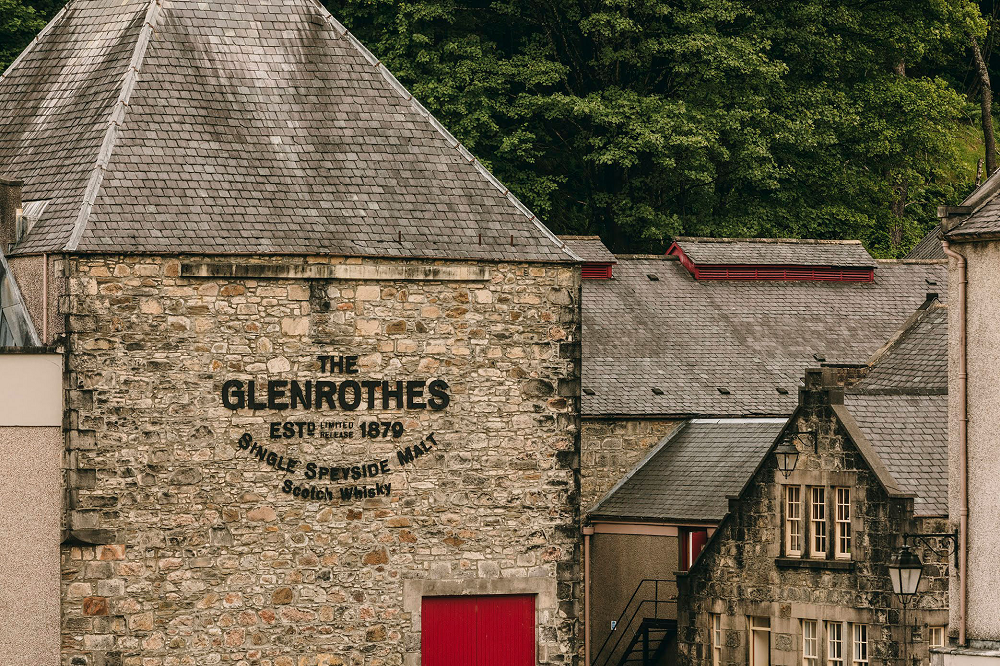 the glenrothes – hanh trinh gan 150 nam cua mot nha chung cat ben dong burn of rothes