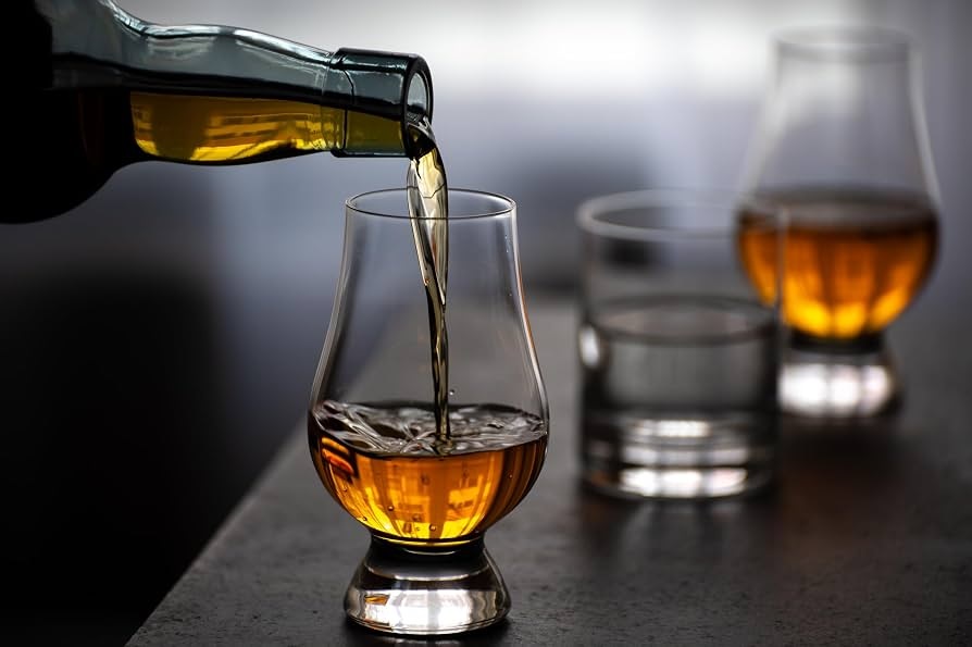 vi sao ly thuong thuc whisky thuong co mieng thu nho
