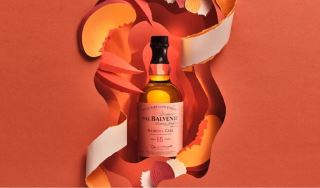 balvenie 15 year old madeira cask la mot khoanh khac binh yen duoc giu lai trong lop go soi va hoi am