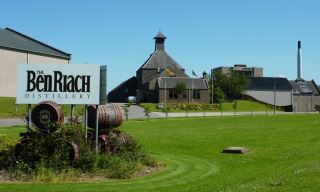 benriach – nha chung cat speyside va ba con duong cua mot dong spirit