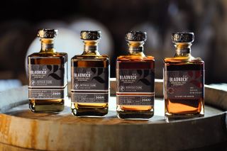 bladnoch distillery – hon 200 nam gin giu tinh than whisky vung lowlands scotland