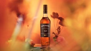 bowmore 12 year old – canh cua dau tien buoc vao the gioi islay