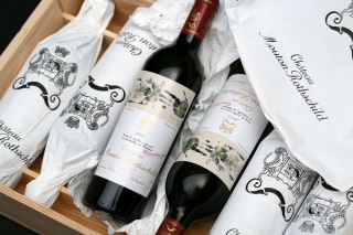 chateau mouton rothschild – noi nghe thuat va ruou vang gap nhau