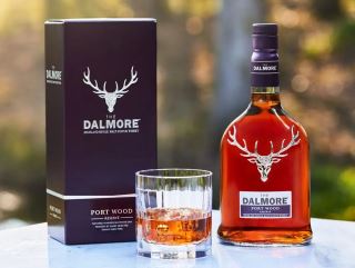the dalmore port wood reserve – khi huong vi scotland cham sac do bo dao nha
