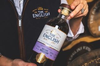 english whisky gi – vi sao scotch whisky association lo ngai