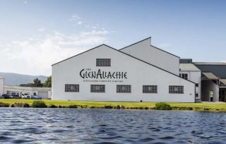 glenallachie la gi – nha chung cat single malt speyside dang duoc cong dong whisky chu y
