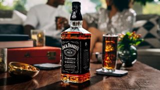 nha chung cat jack daniel's – bieu tuong tennessee whiskey cua nuoc my