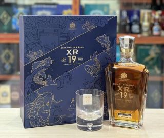 huong vi johnnie walker xr 19 year old co phu hop voi nguoi moi uong whisky