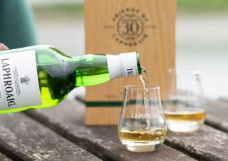 laphroaig 30 – co bao nhieu phien ban duoc phat hanh