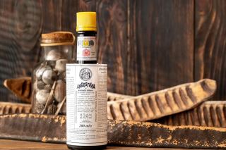 angostura aromatic bitters – bieu tuong huong vi khong the thieu trong nghe thuat pha che