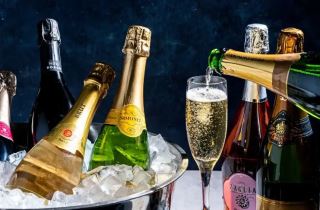 champagne va sparkling wine su lua chon hoan hao cho cac dip le va tiec mung