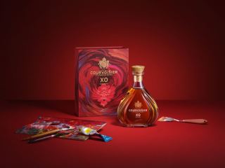mau thiet ke hop qua tet 2024 courvoisier xo lunar new year – sang trong va day y nghia