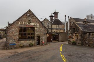 kham pha glen garioch distillery   cai noi whisky lau doi cua scotland