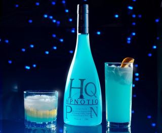 hpnotiq liqueur – bieu tuong anh xanh quyen ru trong the gioi ruou mui hien dai