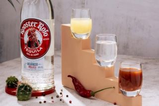 rooster rojo blanco – tequila mexico nguyen ban tinh khiet va manh me