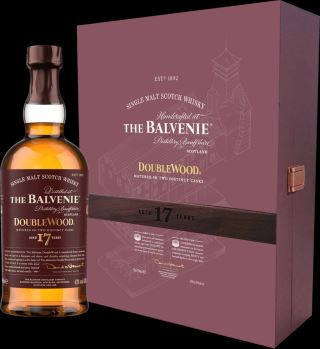 Balvenie 17 DoubleWood - Bộ Rượu Tết 2022